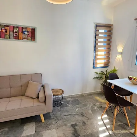 Апартаменты Michele Marie Apts *
